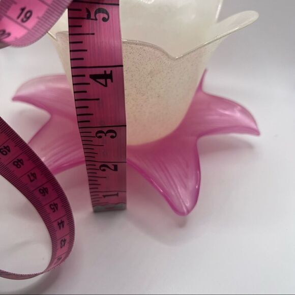 Large Frosted Glass Tulip Candle Holder. Glitter White and Pink Tulip - Picture 7 of 8